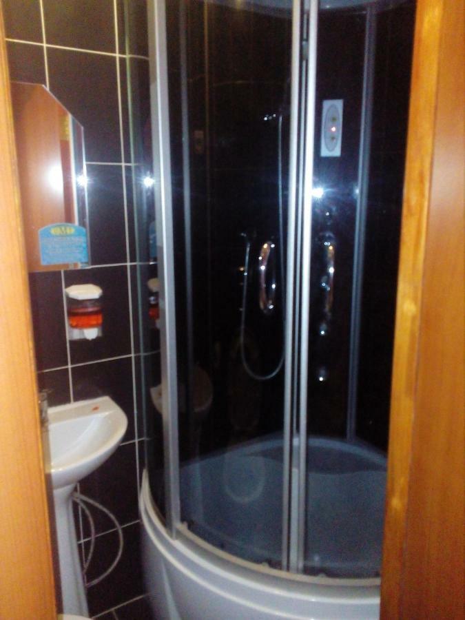 Kryvyi Rih Imperial Hotel Krivoy Rog المظهر الخارجي الصورة